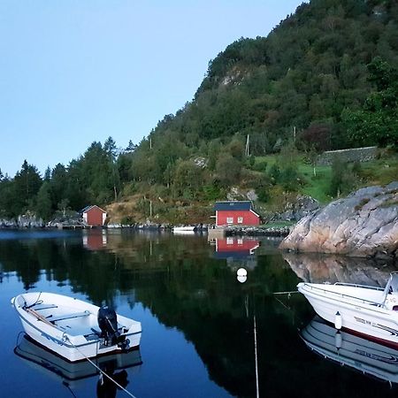 Апартаменти Waerholmen Lavik  Екстер'єр фото